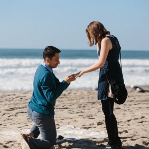 10 Beach-Side Proposals to Get You in the Summer Spirit